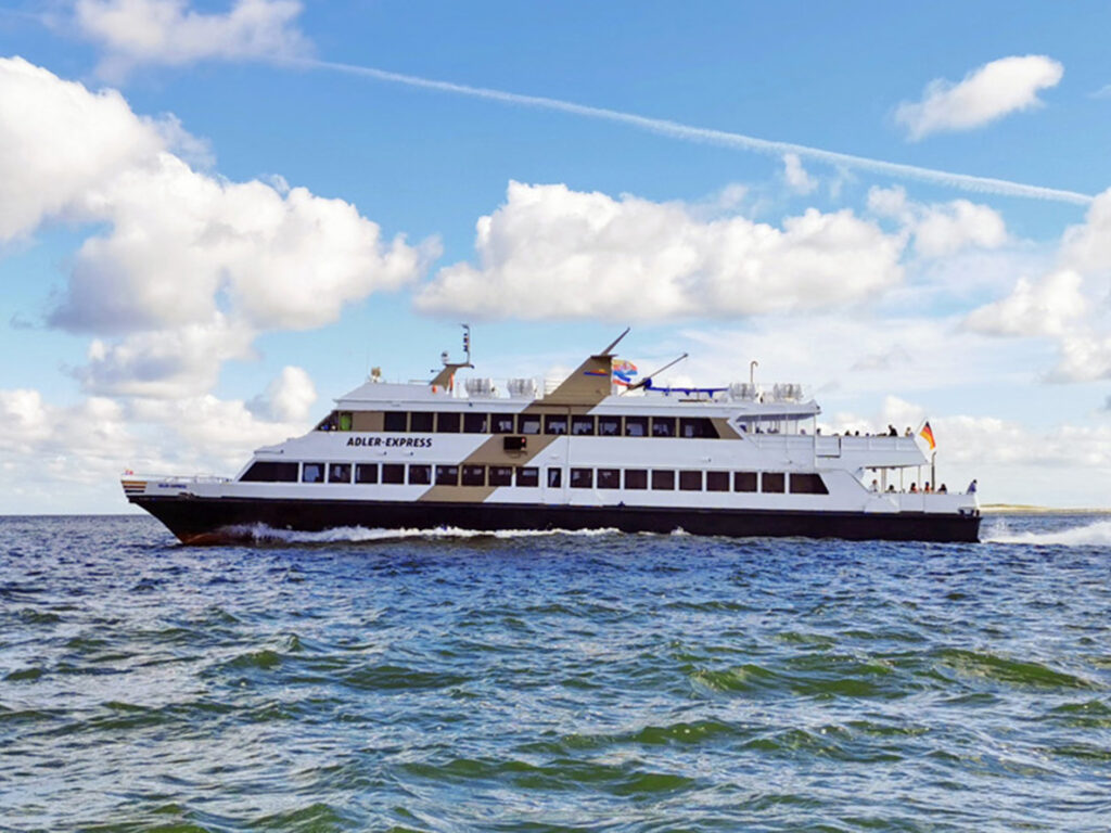 Bild einer Fähre auf dem Weg zur Insel Amrum